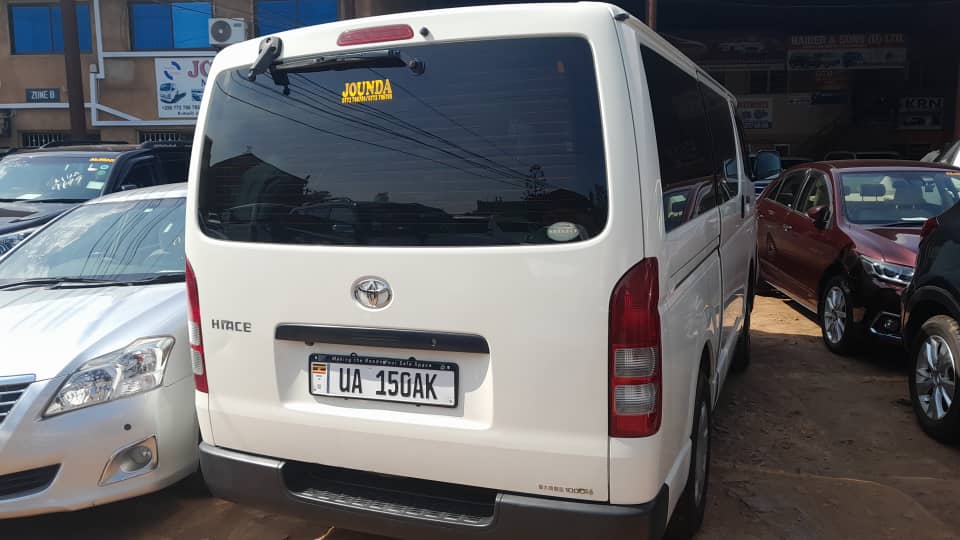 Executive 4x4 Toyota Hiace available for hire
